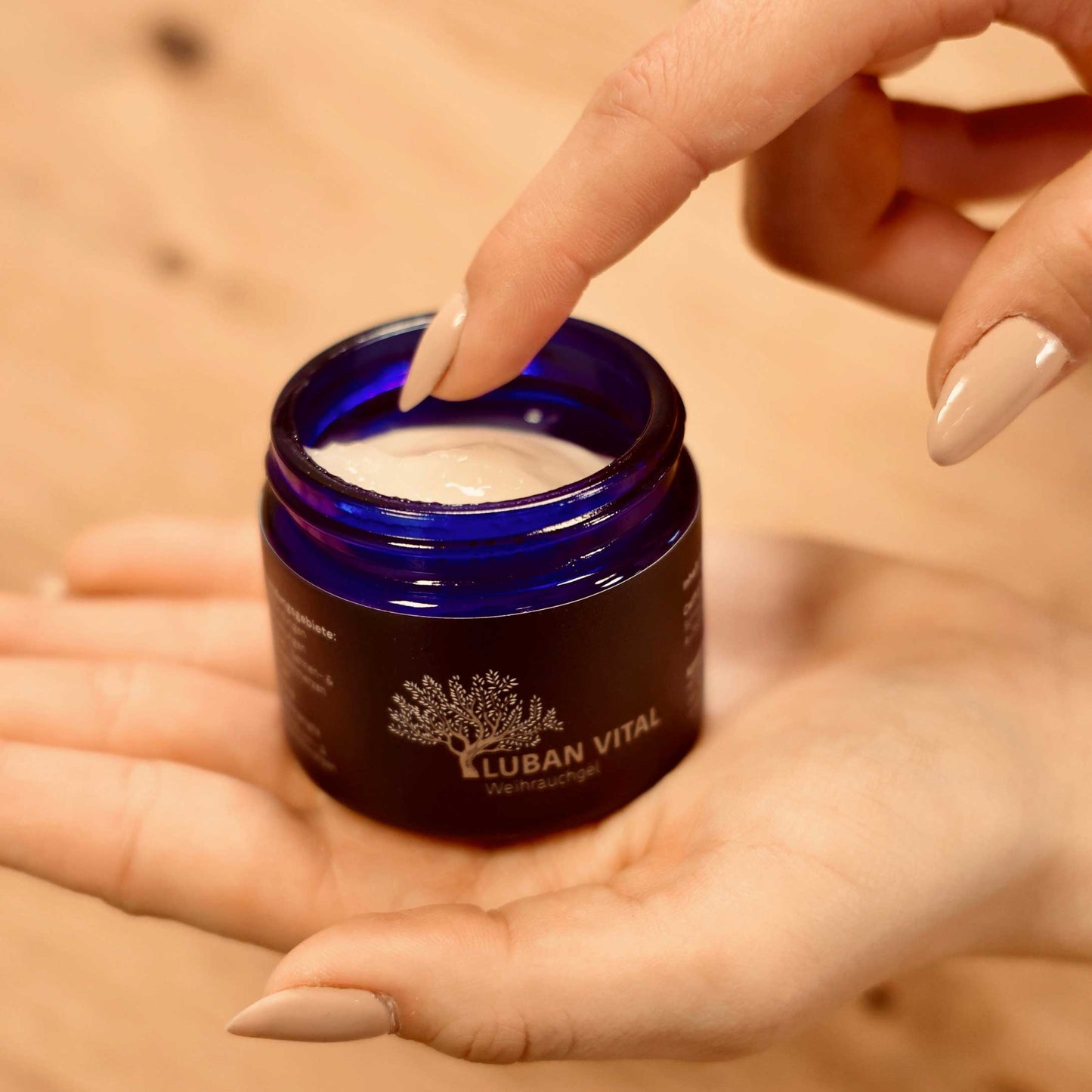 Luban Vital Weihrauchgel im blauen Tiegel – natürliche Hautpflege mit Weihrauch